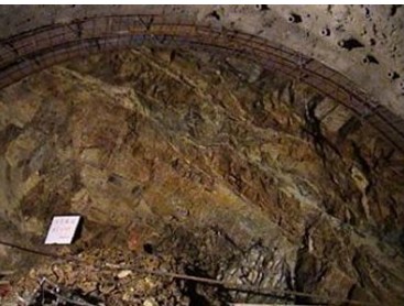 小導(dǎo)管注漿